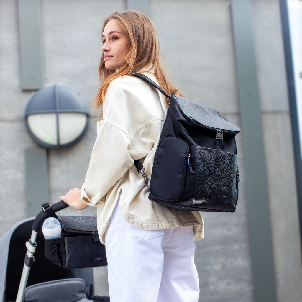 Eastpak austin brim sales black